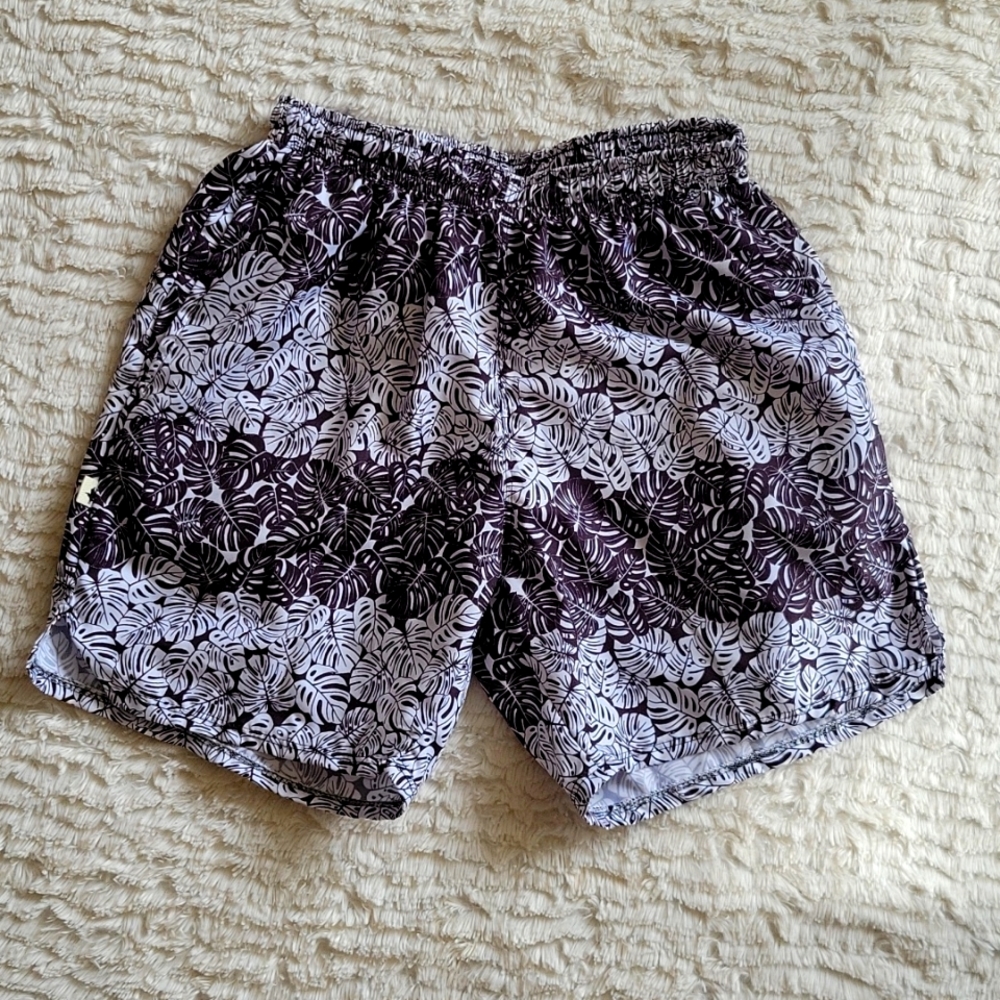 Black & White Drawstring Shorts from Mexico